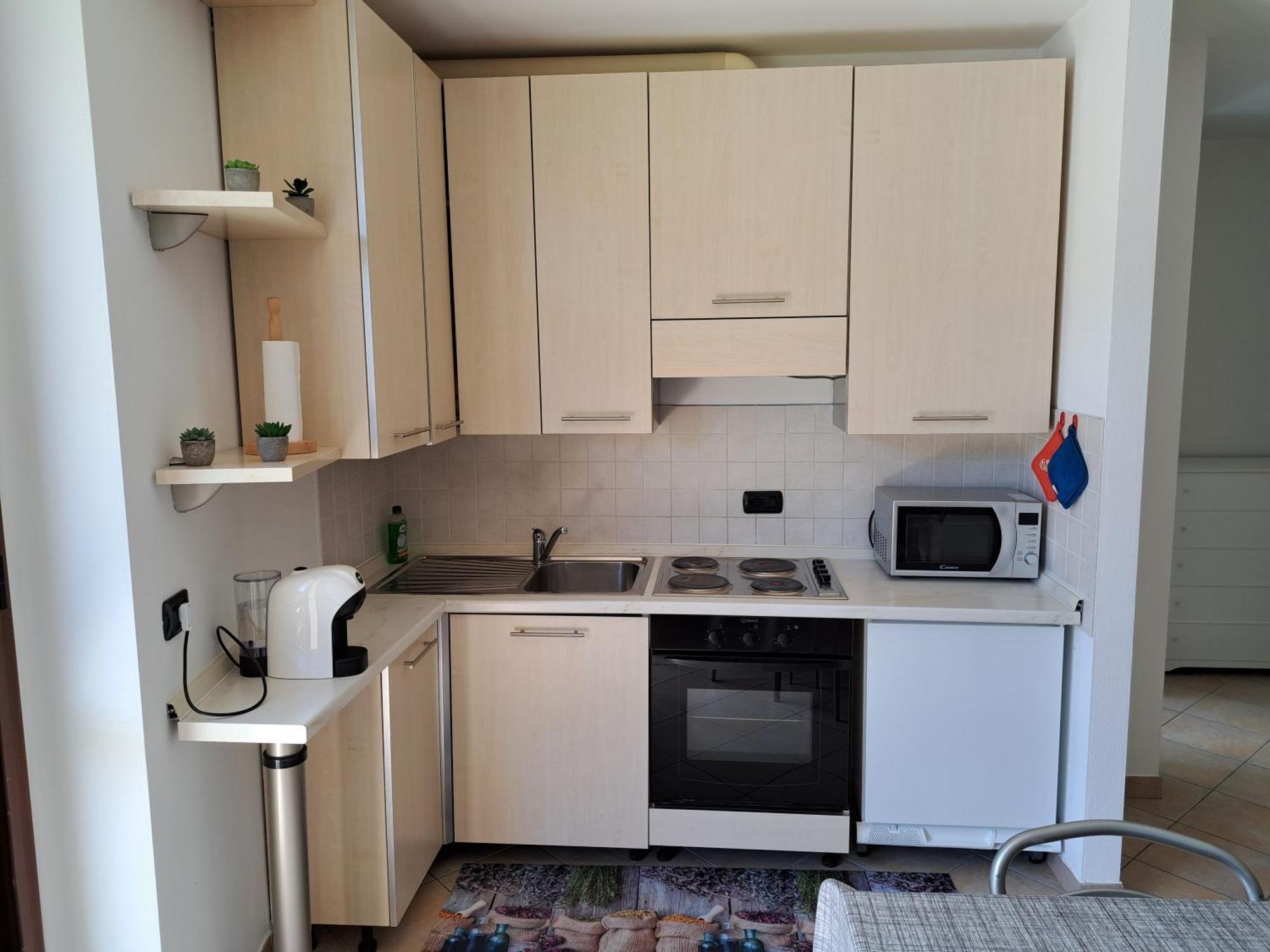 Zona Portici Apartment ปราโตเนโวโซ ภายนอก รูปภาพ